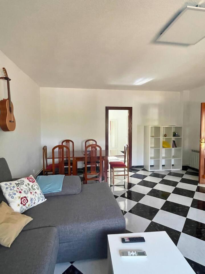 Vila Casa Con Jardin En Ogíjares Exteriér fotografie